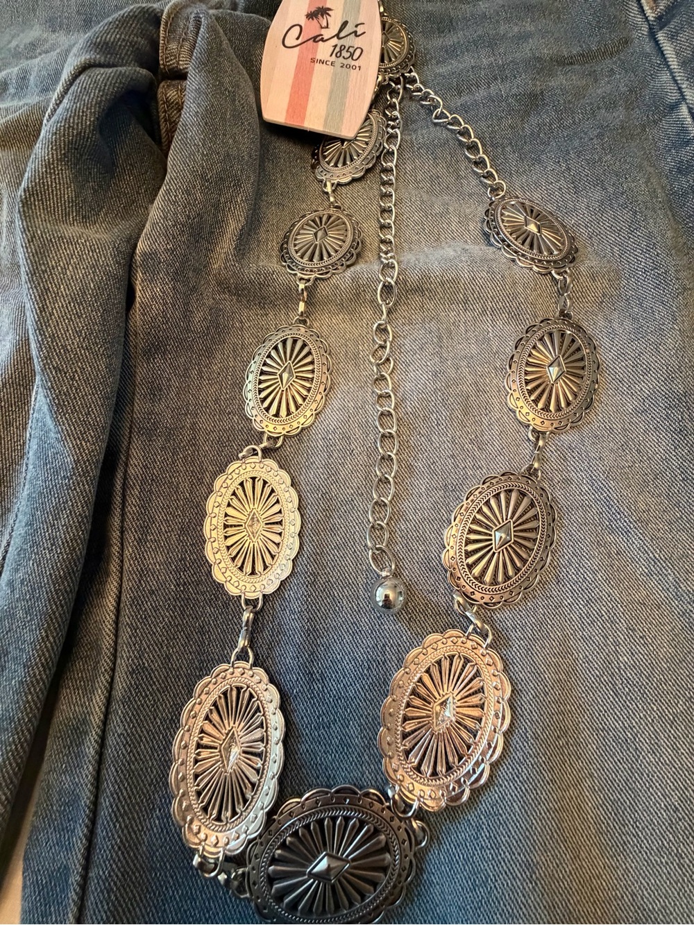 NEW Cali 1850 Wide Leg Star Patch Jeans - with Concho belt included - Picture 8 of 14